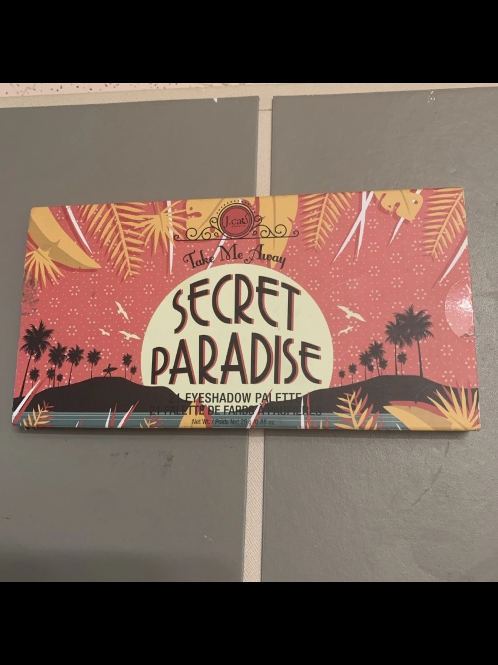 Eyeshadow Palette 21 Shades  J.Cat Take Me Away Secret Paradise NIB